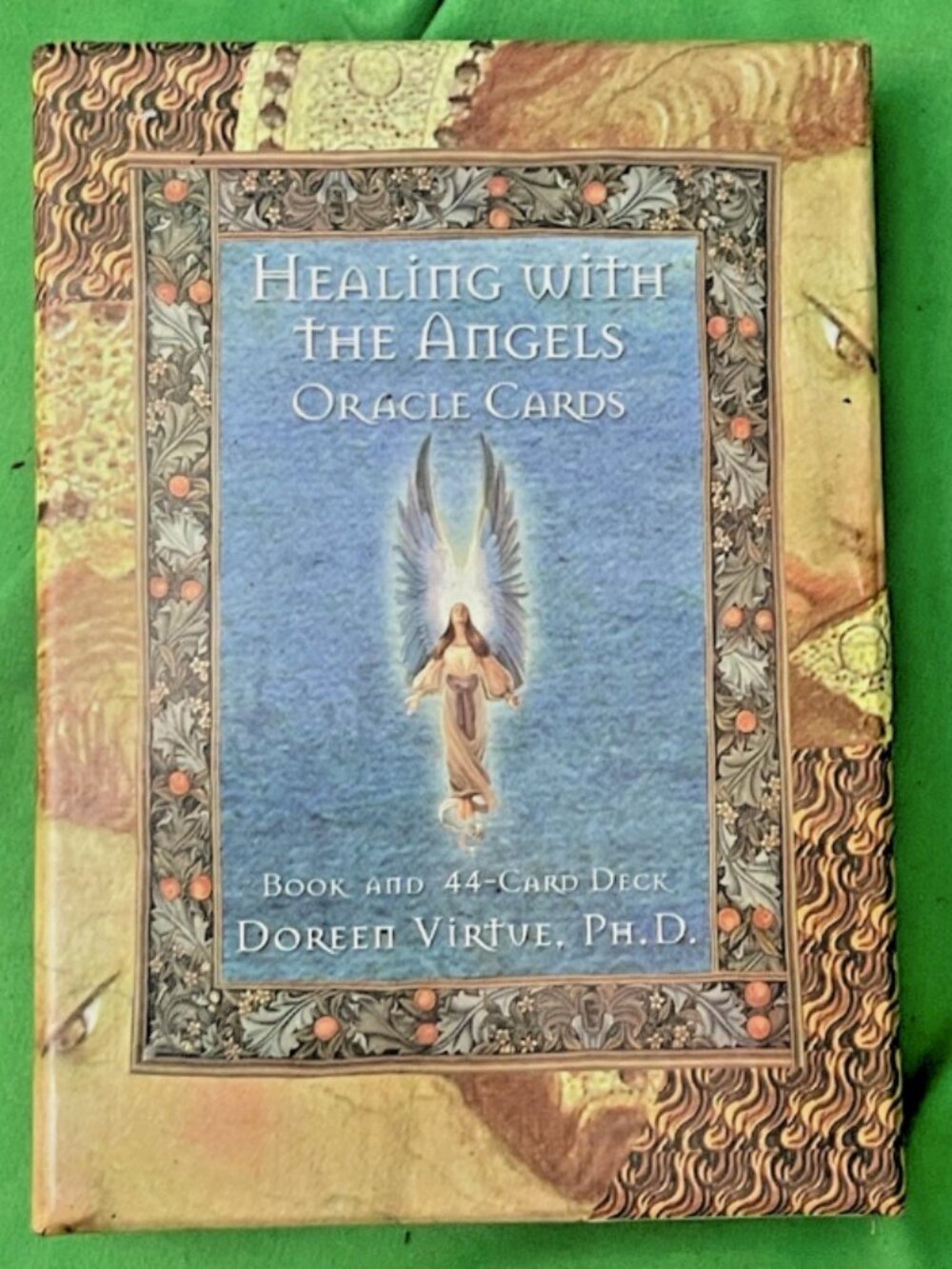 Healing with Angels Oracle Cards By Doreen Virtue 2008 Tarot Deck NEW